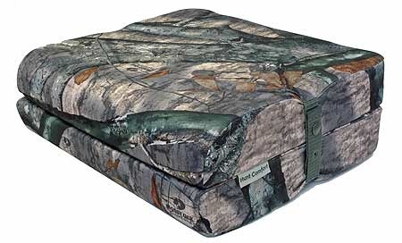 Hunt Comfort introduces 'Specialist' --new, high-tech folding cushion set