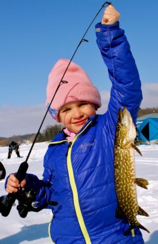 Nat-Youth-ice-fishing