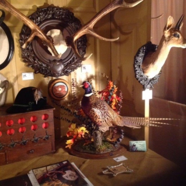 Heritage-Game-Mounts-Lodge-Inspiration-Booth
