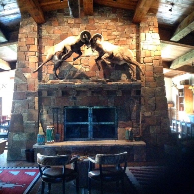Heritage-Game-Mounts-Lodge-Inspiration-Trinchera-Ranch-Rams