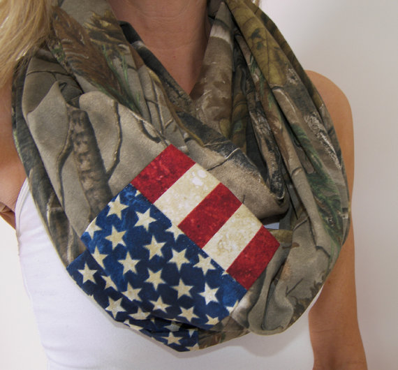 camo-flag-loop-scarf