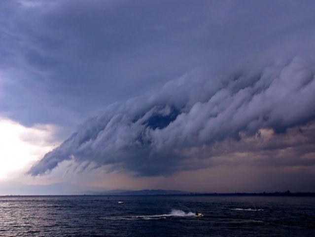 Thunder-storm-BoatUS-thunderstorms