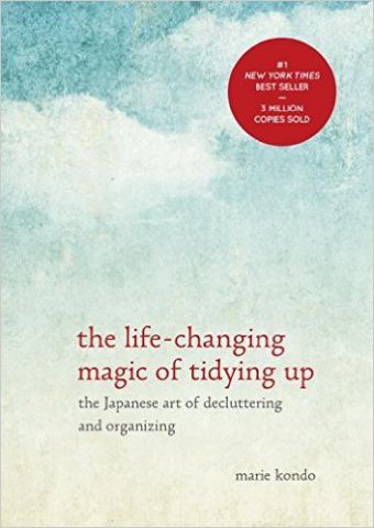 life changing magic of tidying up-decluttering