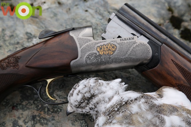 Siren-Shotgun-Christine Cunningham-The photos are from this season's upland bird opener in Alaska and photo credit goes to Steven Meyer. The shotgun is the Syren Elos Venti in 20 gauge. The dog is Winchester.