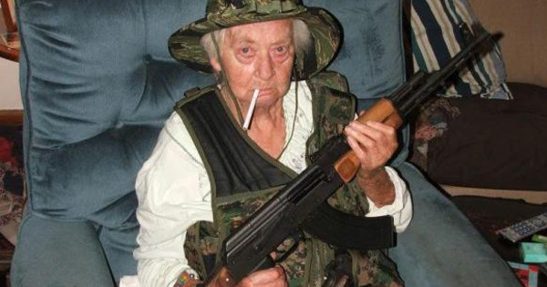 granny-ak-LA