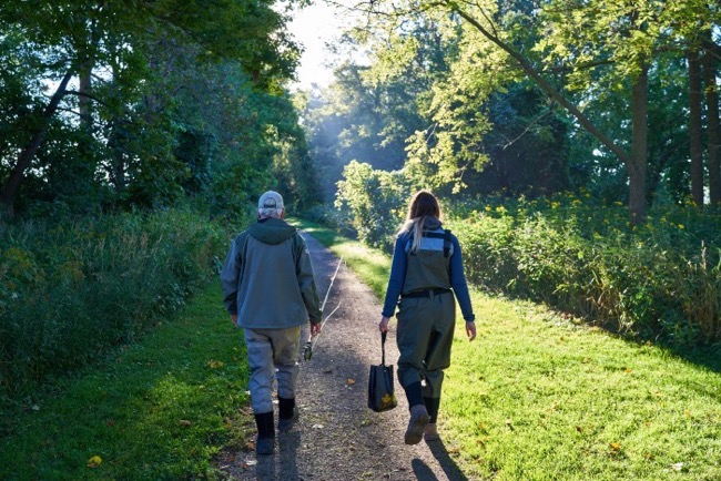 ahsley-rae-fishing-walking-grand river