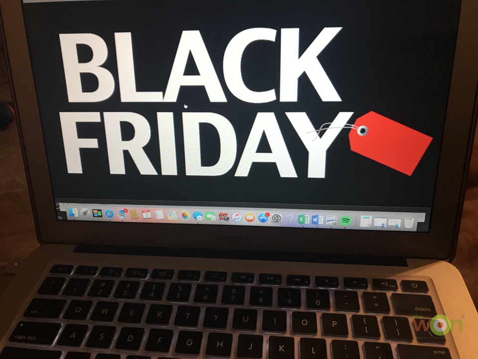 Black_Friday_online_holiday_Stacy_Bright