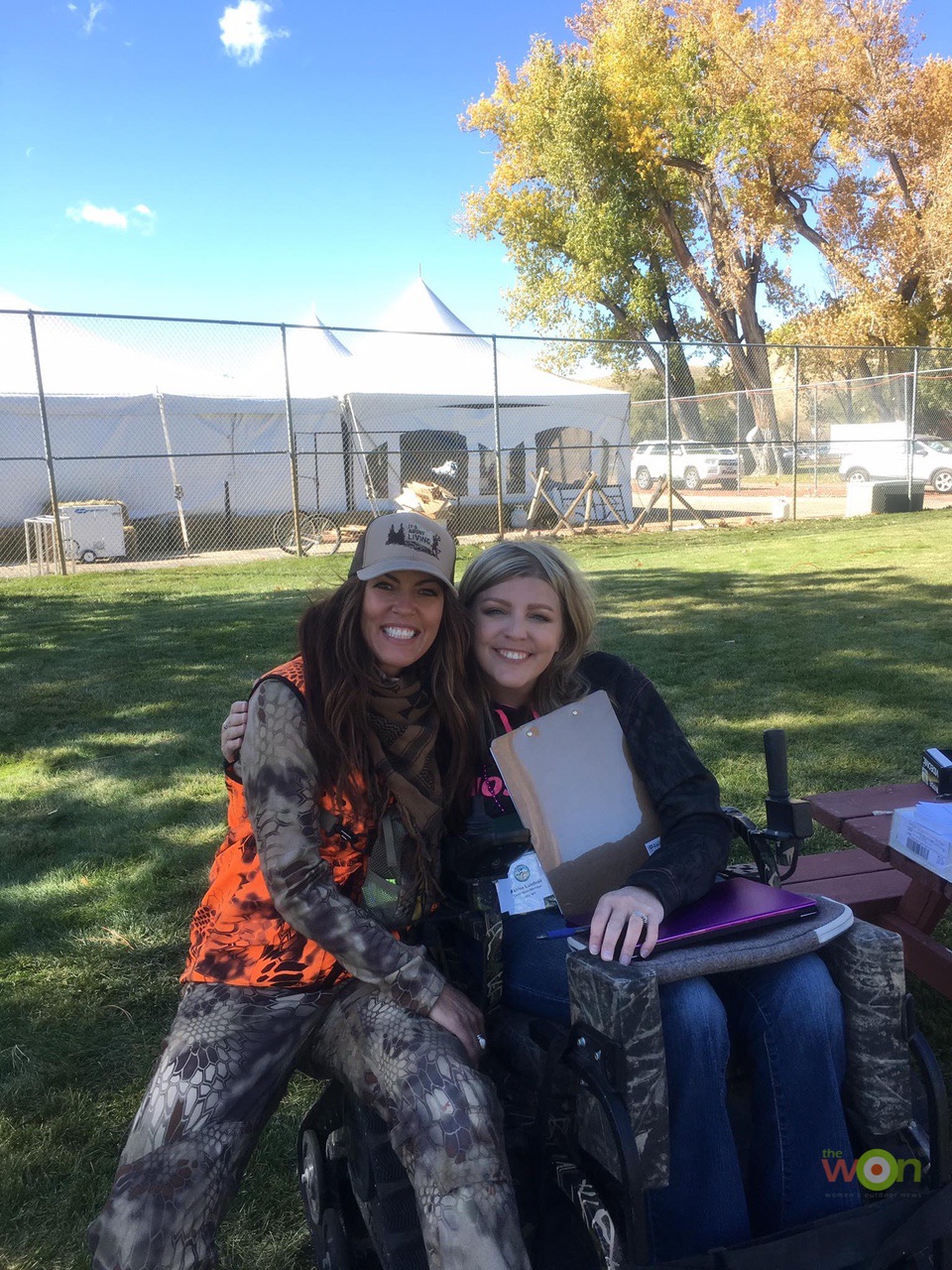 Ashlee checking in hunters, including Jana Waller of Skull Bound TV on the Sportsmen’s Channel. (photo by Jim Kinsey)