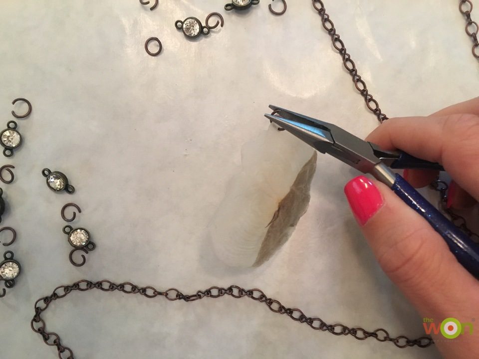 Tarpon necklace tools