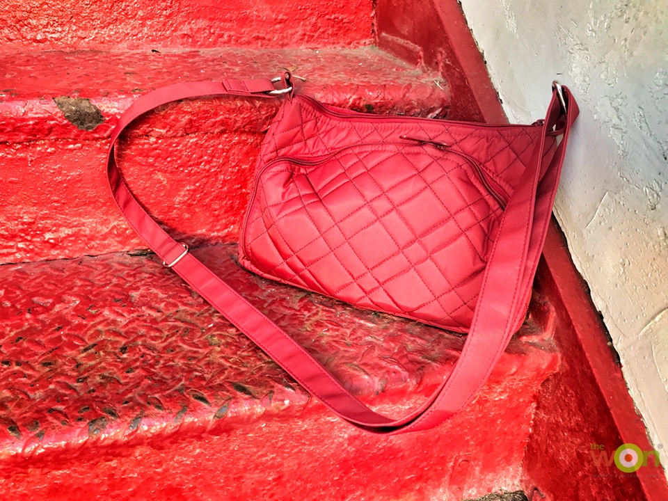 HidingHilda-Stairwell-Cerino Mini messenger Hipster