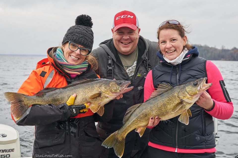 Ladies-Walleye-fishing