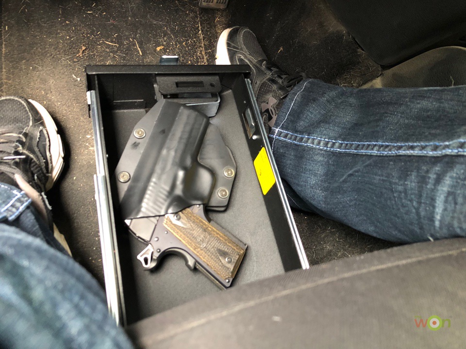 Tuffy-Concealed-Carry-Jeep-Box-Firearm