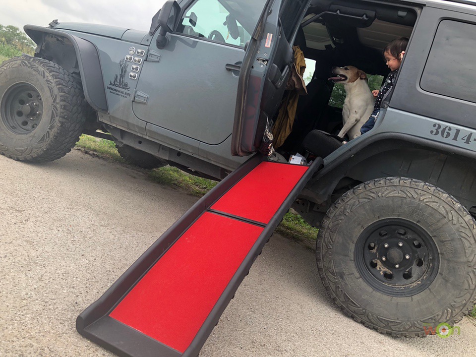 Extreme-Terrain-Kurgo-Pet-Ramp-Jeep