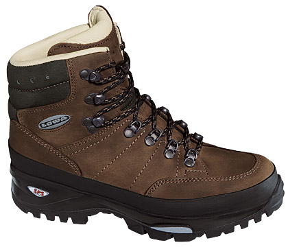Guru Huntress: Lowa Lady Sport Boots -- only the price might be ...