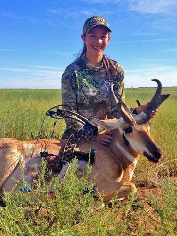 LG-antelope-pronghorn-archery-photo-Mia-Anstine