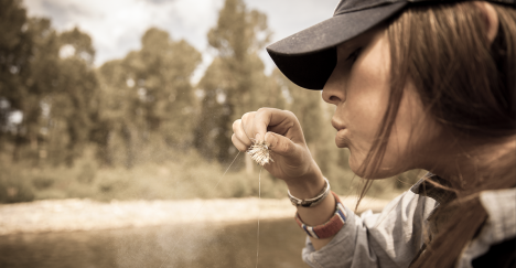 Orvis-woman-flyfisher