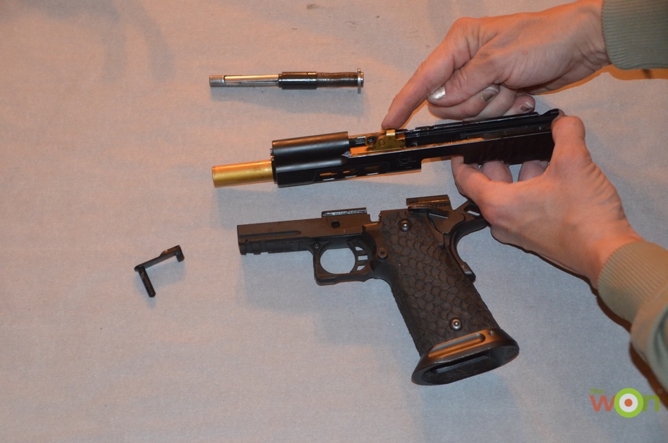 remove barrel A (1) Clean a Pistol