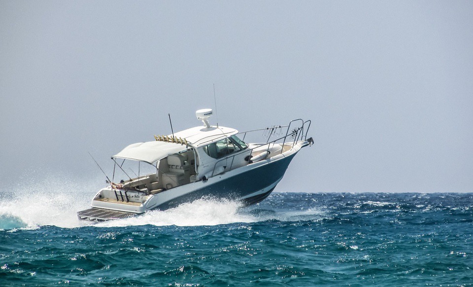 power boat Recreational Boating & Fishing Foundation boating safety tips