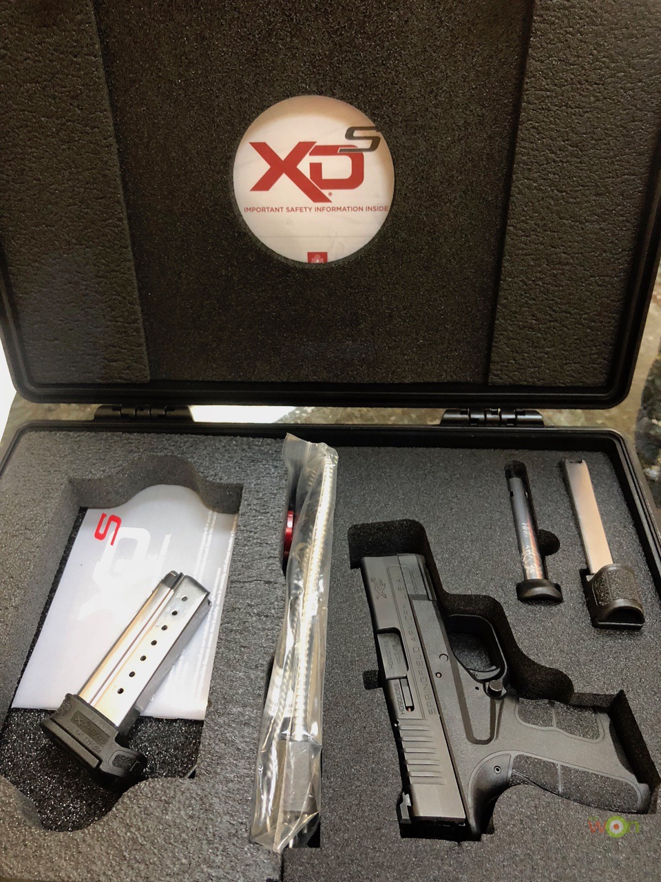 Springfield XDS MOd2 box New Firearm Owners