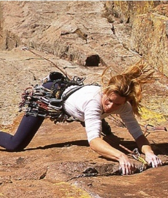 Chicks climbing feature