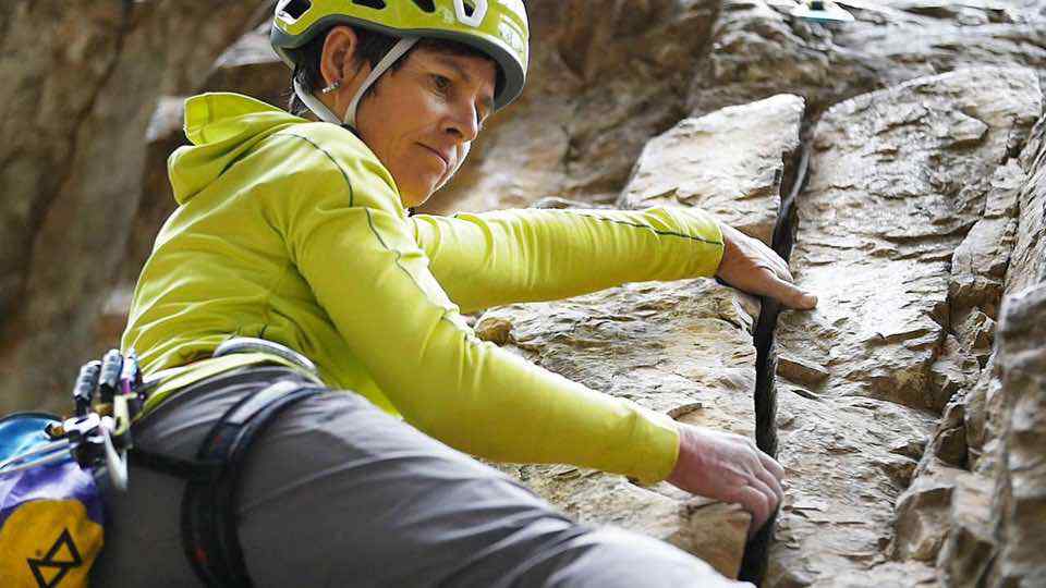 Angela hawse Chicks Climbing and Skiing American Mountain Guides Association