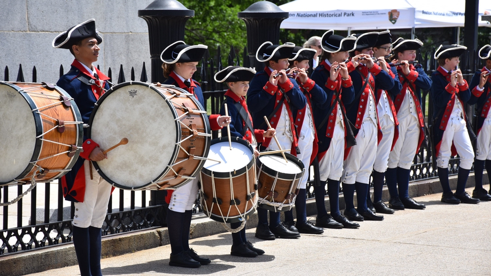 fifes drummers living history National Park Foundation