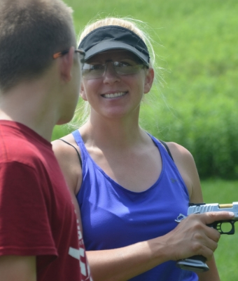 gun handling pistol feature