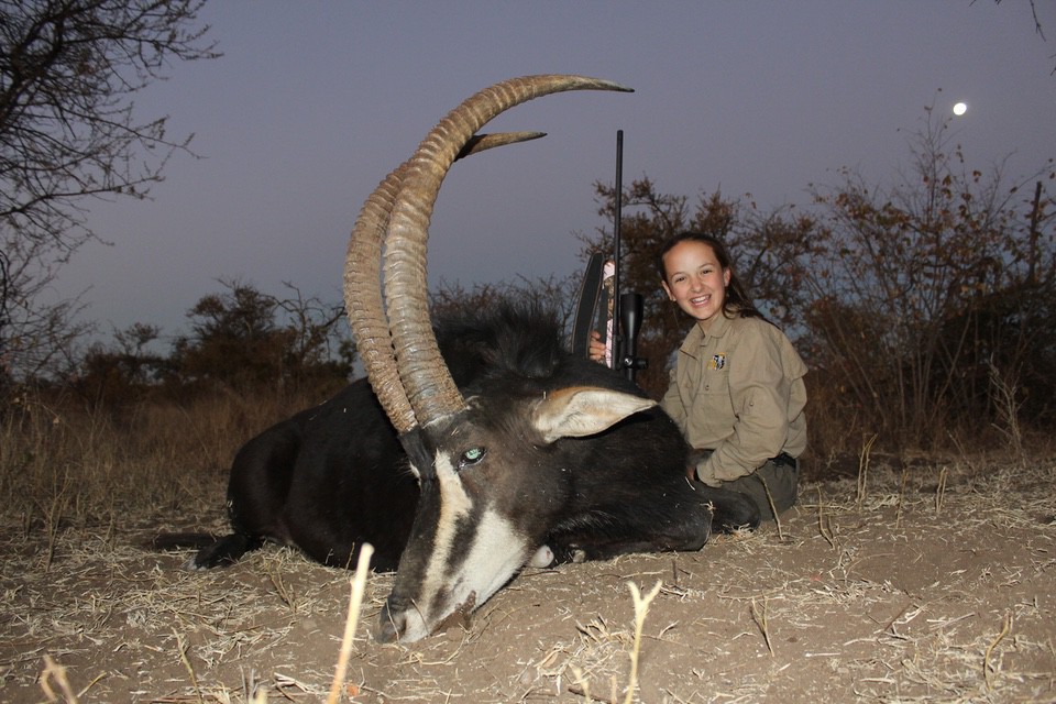 Kaylee Ann Stacy, recipient of 2020 Colin Caruthers Young Hunter Award