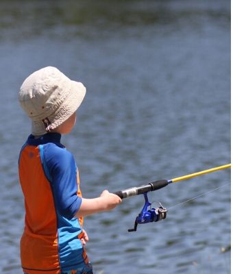How to Teach a Child to Cast a Fishing Rod feature