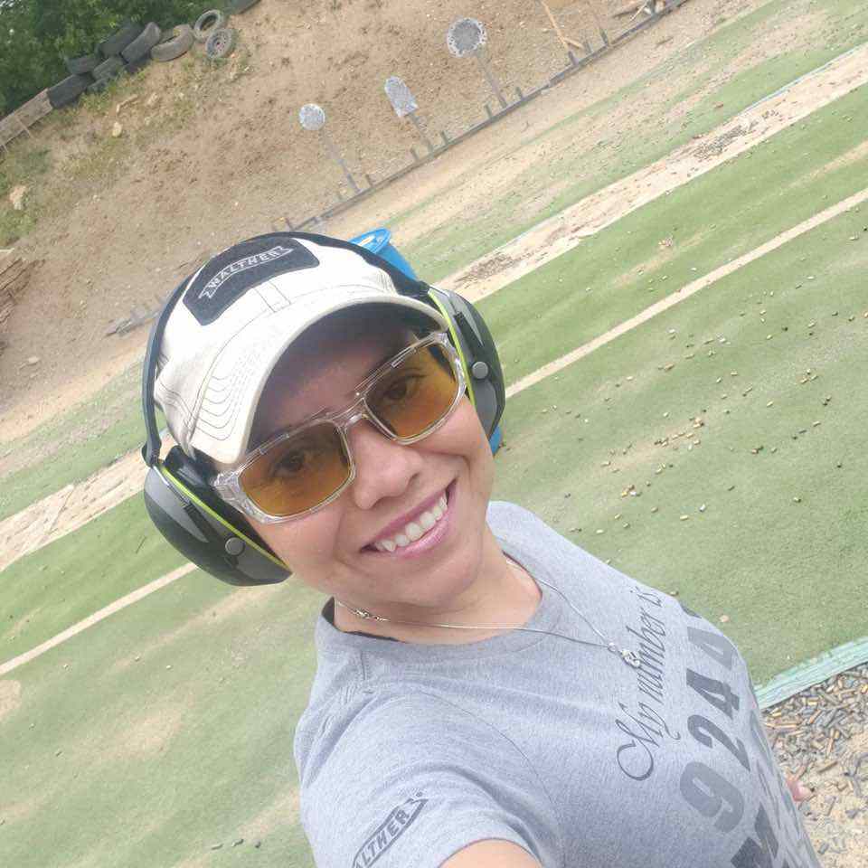 Gabby Franco on range Walther hat 20 Choosing a Shooting Range