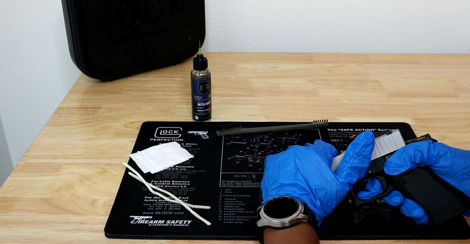 Disassembling Glock 43X