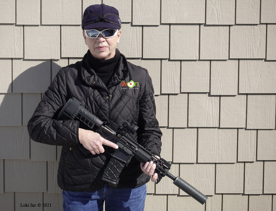 Barb w AR pistol 300 Blk w Omega 300 at low ready not using brace