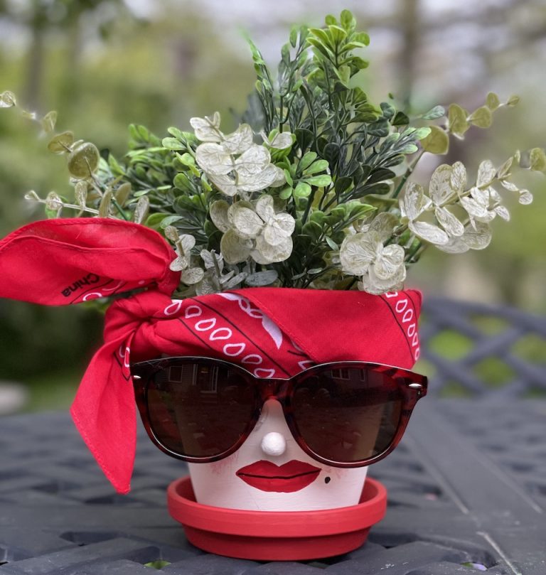 Fancy Painted Face Pots with Friends