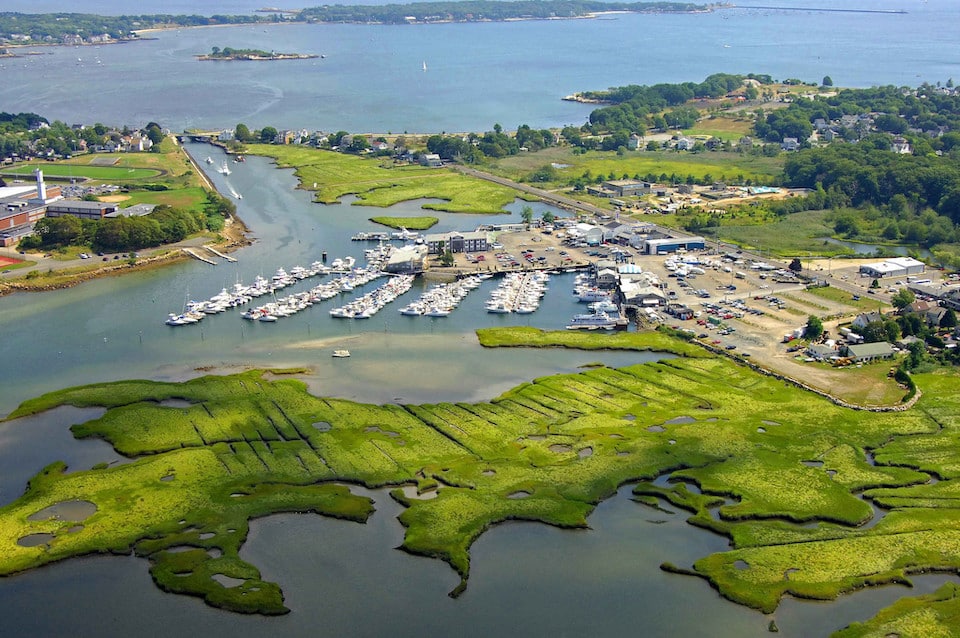 Pub 10 Top Boating Towns BoatUS Magazine