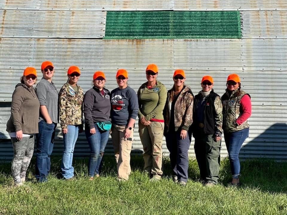 Sisters of the Sage hunting success with 3 mentors and 6 hunters filled all 6 tags