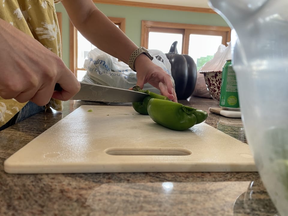 dicing tomatoes