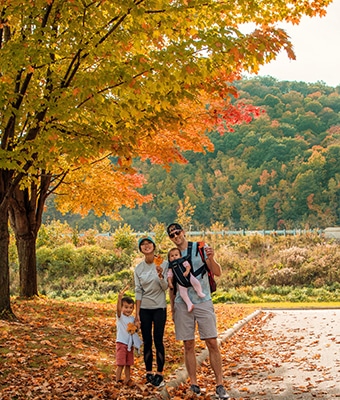 10 Things to Do Outdoors this Fall feature