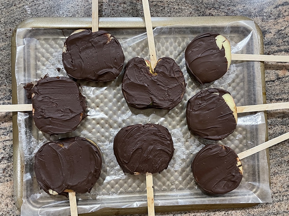 Dipped apples slices tray