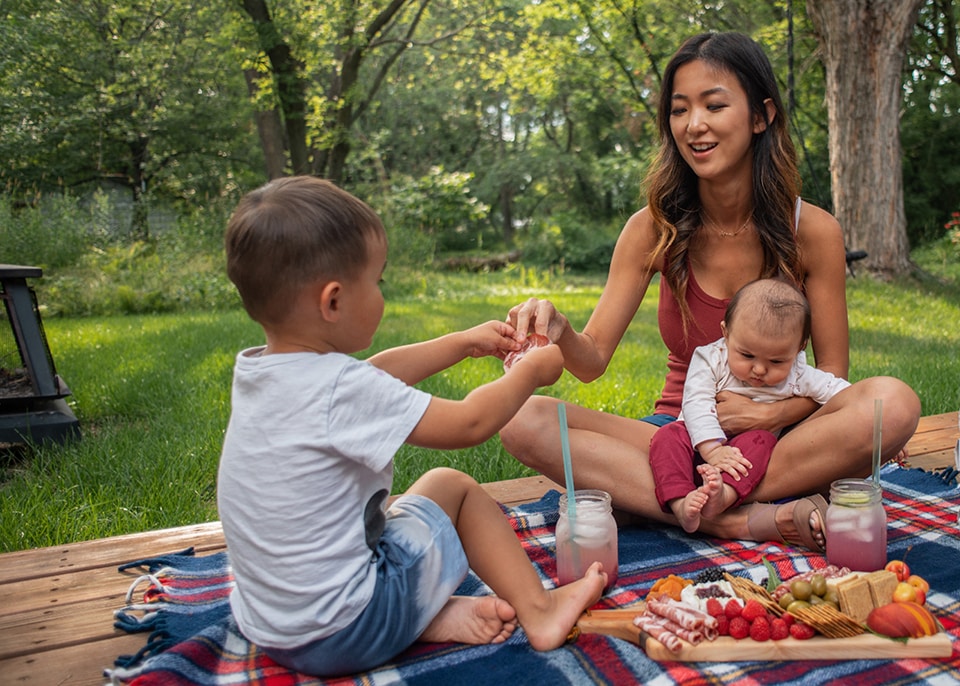 Jenny Anderson picnic