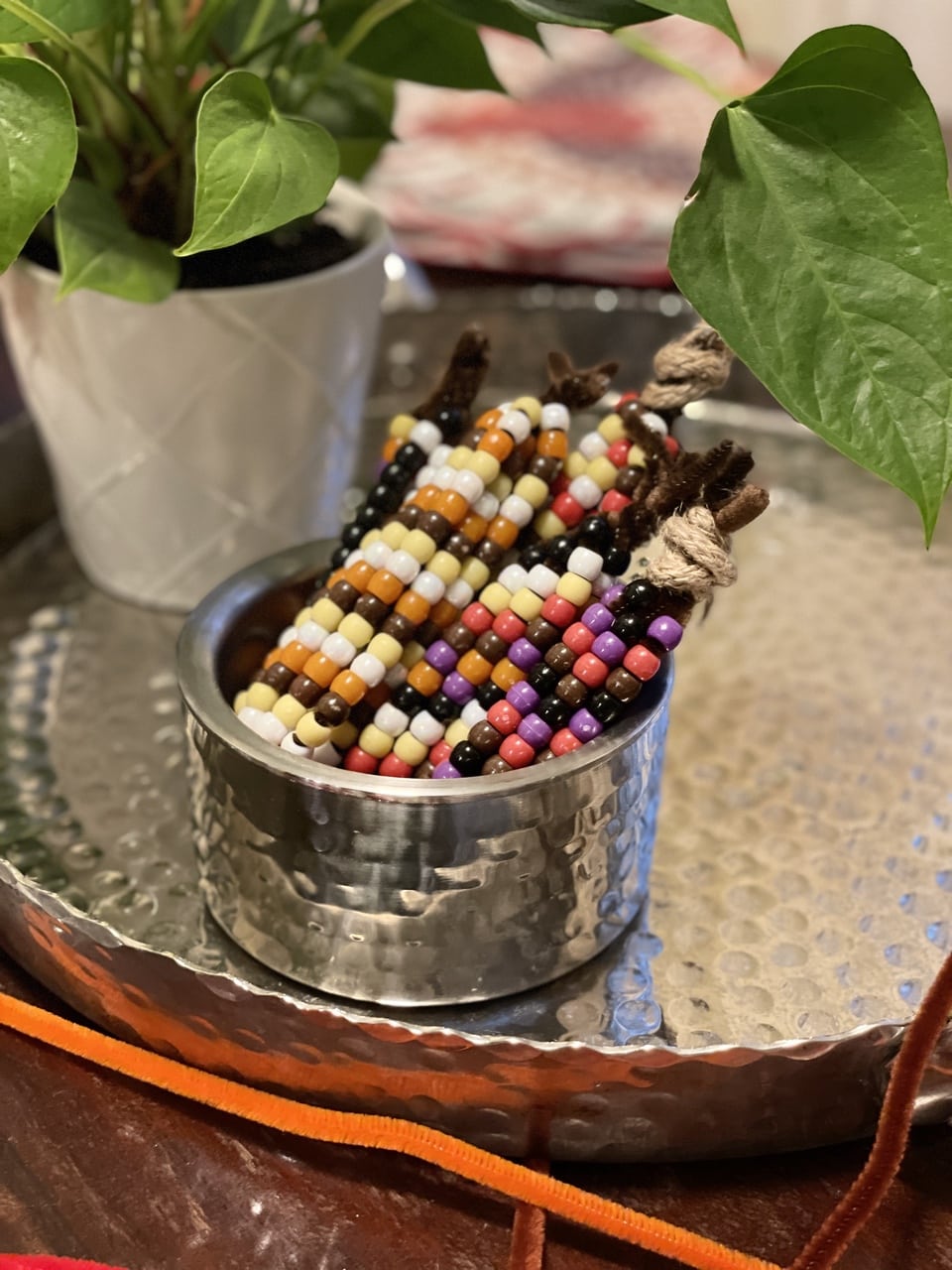 centerpiece with beaded indian corn -8