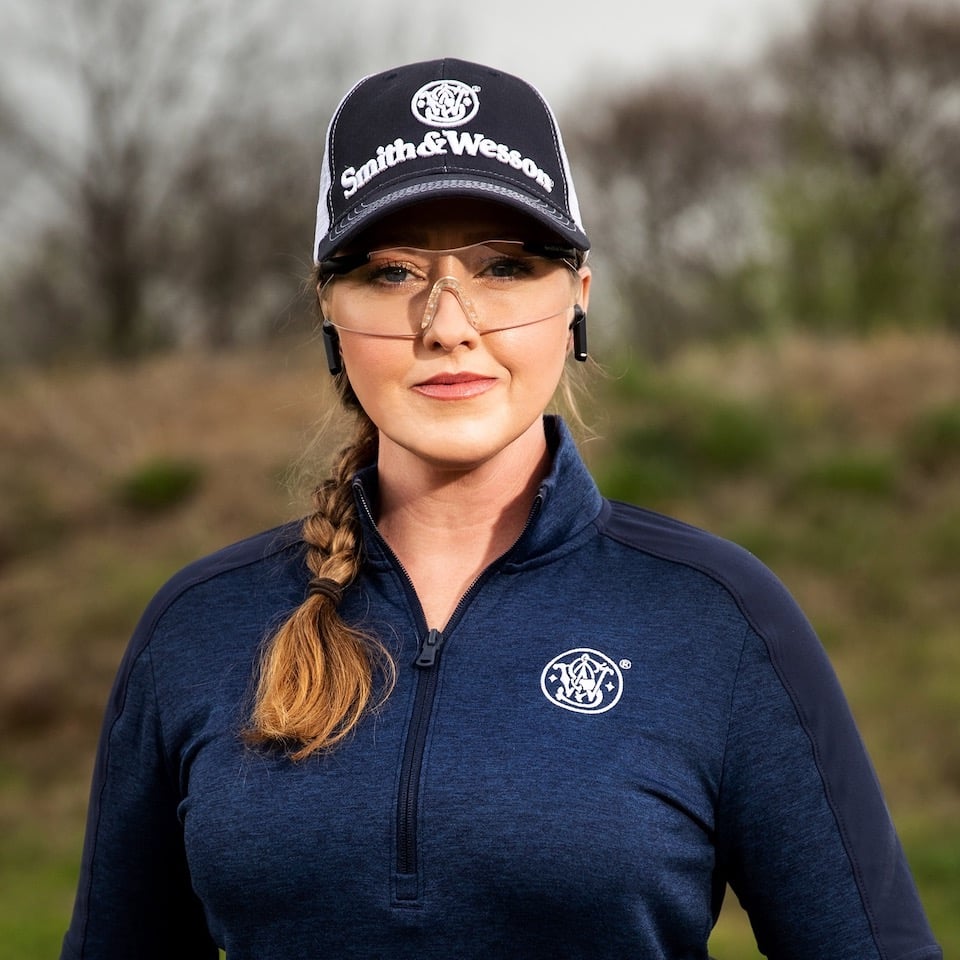 Julie Golob Headshot