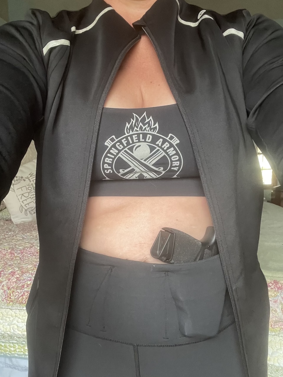 Alexo Athletica Gun in waist band