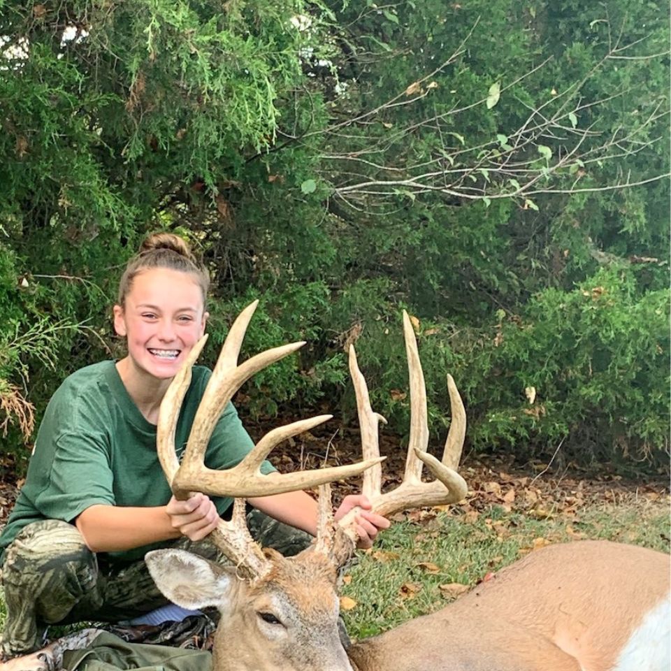 Ryleigh Campbell with B&C whitetail KY