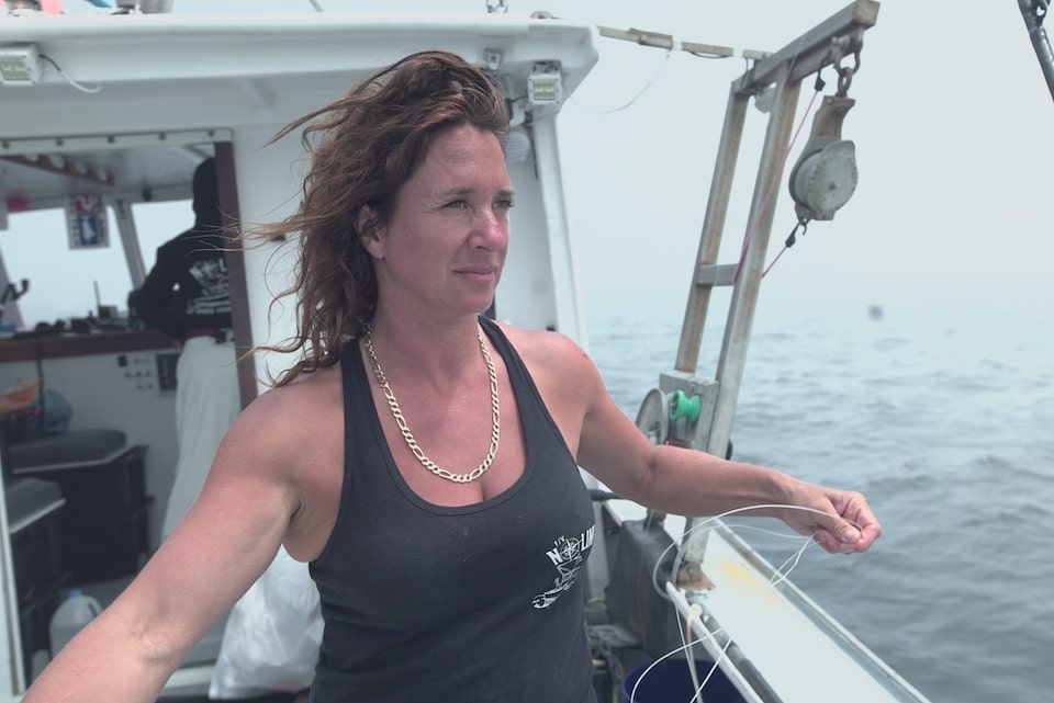 No Limits Captain Michelle Bancewicz working the back deck. (PFTV/Seth Martin)