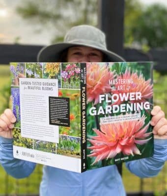 review: Mastering the Art of Flower Gardening: A Gardeners Guide to Growing Flowers' Feature