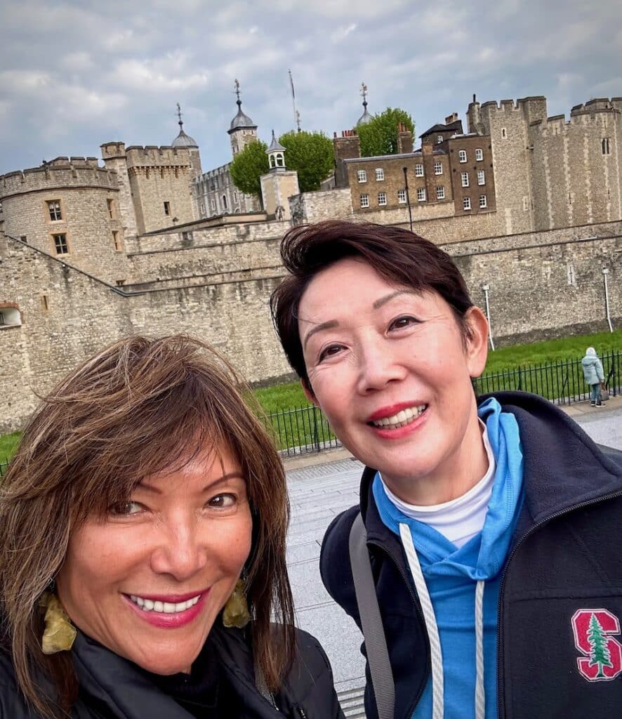 Vera with sister-in-law Winnie at Tower of London
