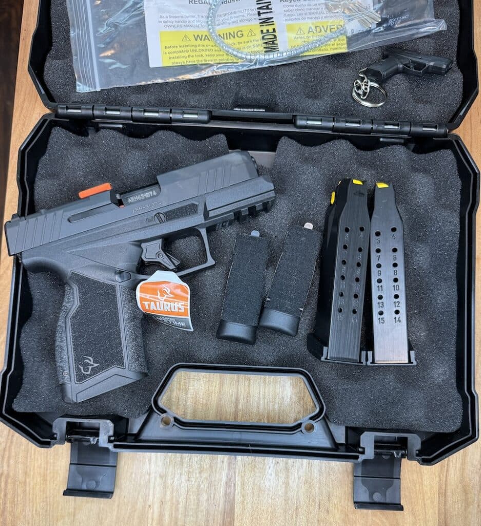 Taurus GX4 TORO Carry Compact