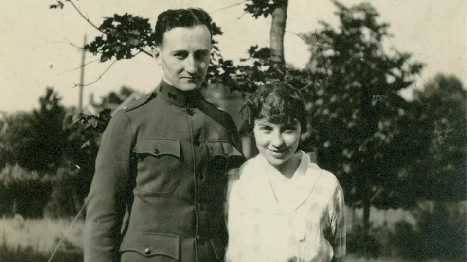 A photo of Elizebeth Friedman Smith with William Friedman (George C. Marshal Foundation)