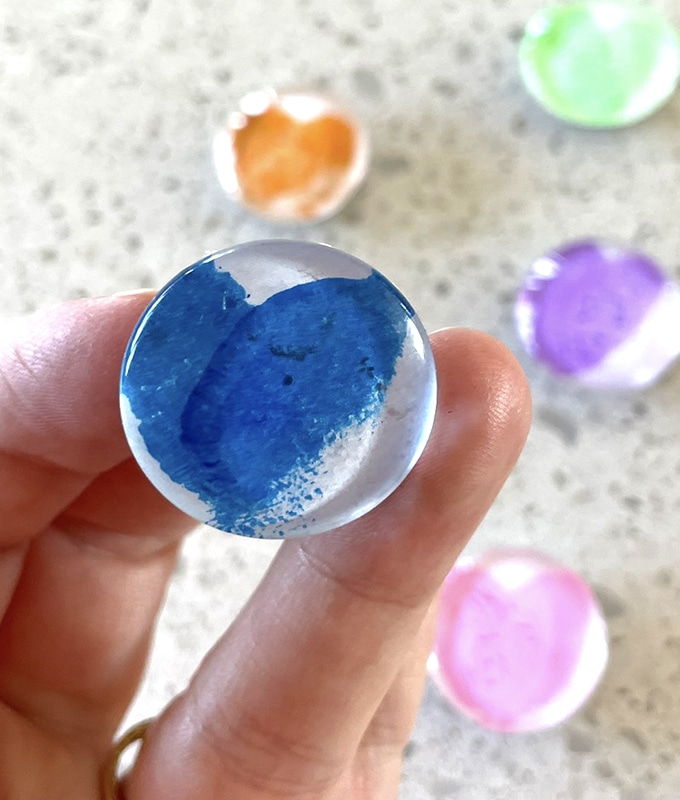 Thumbprint Heart Magnet feature