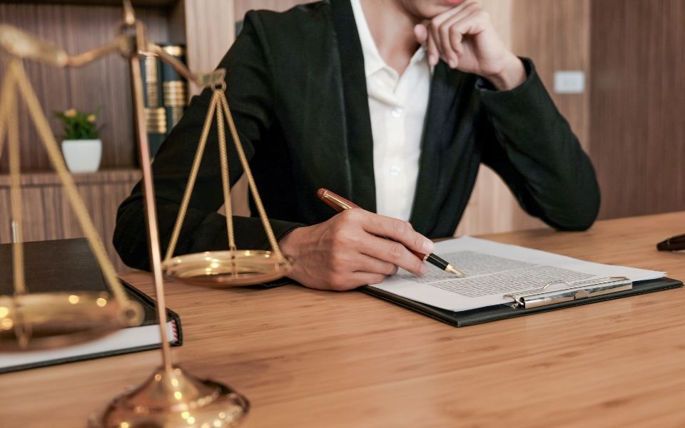 female lawyer